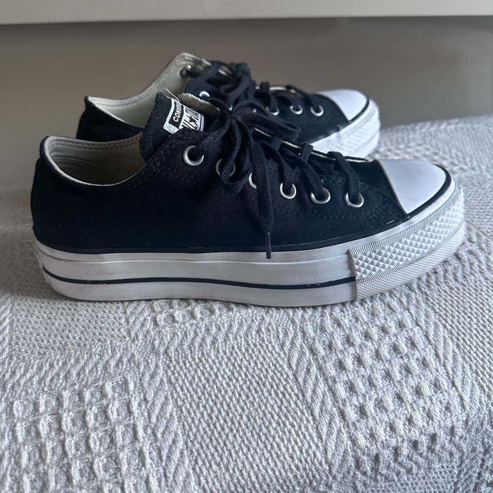 Platform Converse
